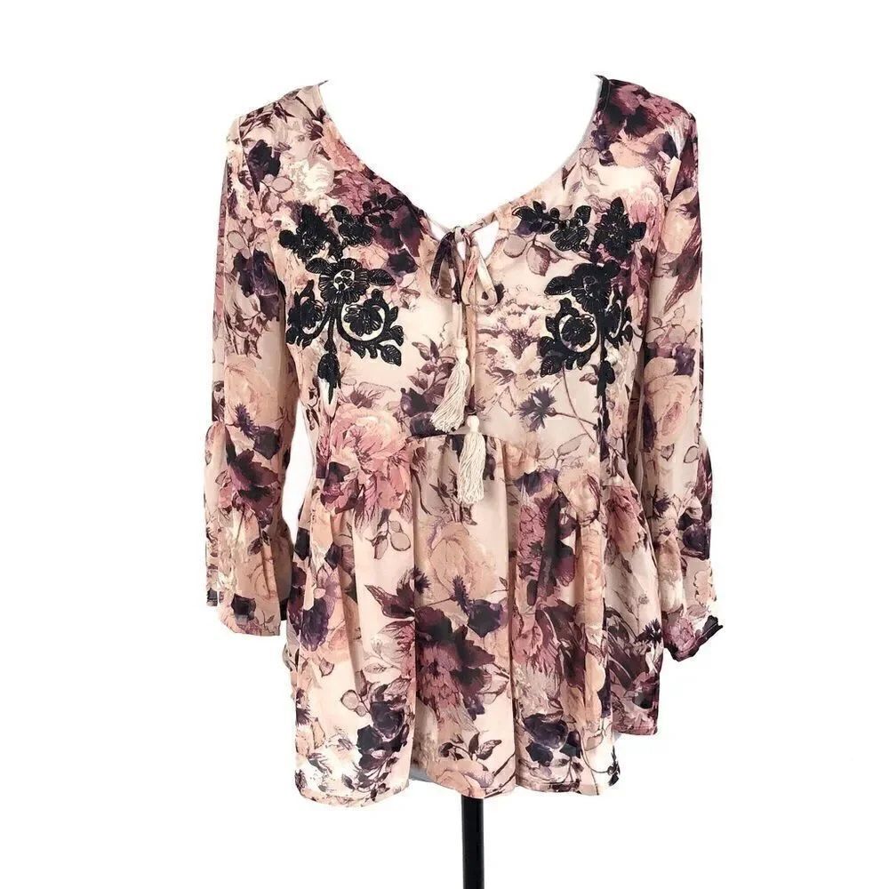 Coco & Jamieson | Boho Top Saloon Rose Bell Sleeves Ruffled Floral Small